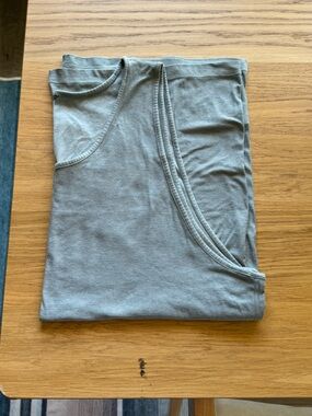 Vuori Men's Performance Tank Top